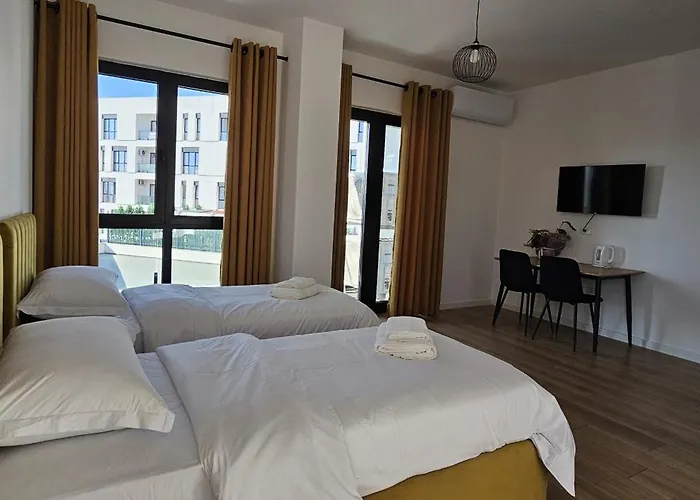 Sm Beautiful * Tirana